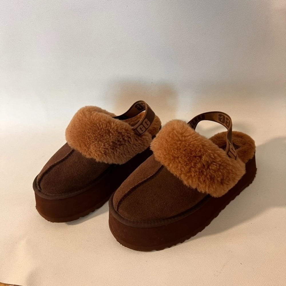 UGG Funkette Platform Slipper Women 7 Chestnut Brown Suede Slip on Cozy Chunky - Picture 3 of 8